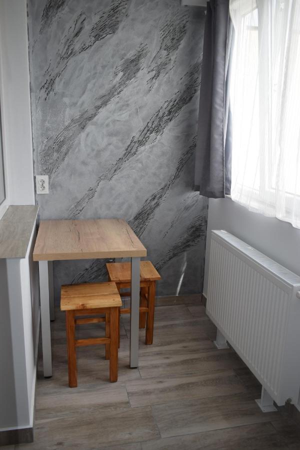 Apartament Palatul De Justitie Rhbm バイア·マーレ エクステリア 写真